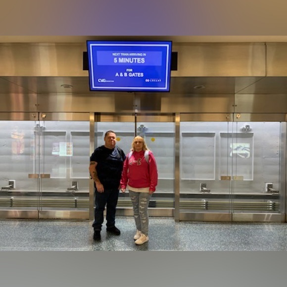 MEET ME. This is our life 😊🤪🤩 - Picture 5 of 16